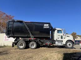 Dumpster Rental in Kansas City: Simplifying Cleanup Efforts