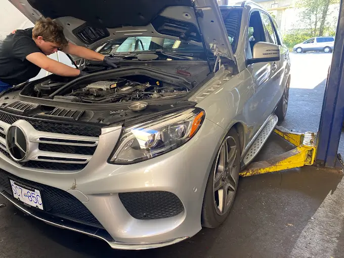 Ultimate Auto Repair Guide: Tips For Keeping Your Car Running Smoothly